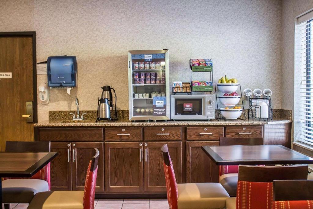 Comfort Inn Кембридж Екстер'єр фото
